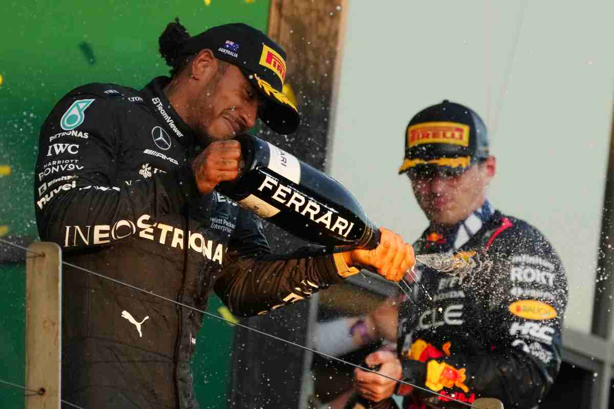 Verstappen ed Hamilton (fuoristrada.it - LaPresse)