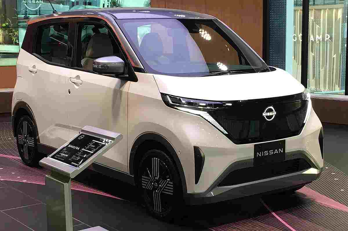 nissan sakura citycar giappone