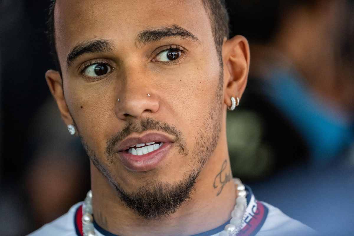 Lewis Hamilton a ruota libera