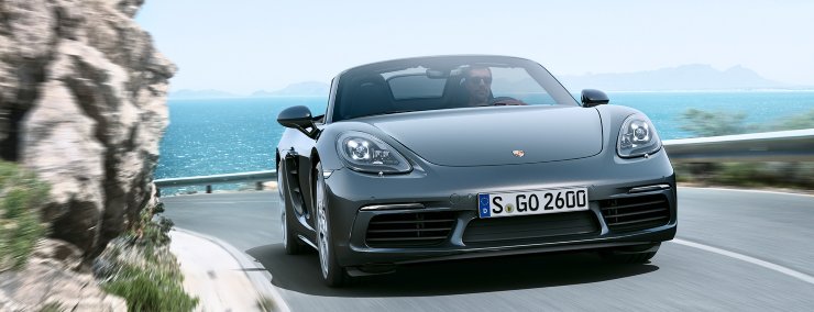 Porsche 718 Boxster, auto sportiva