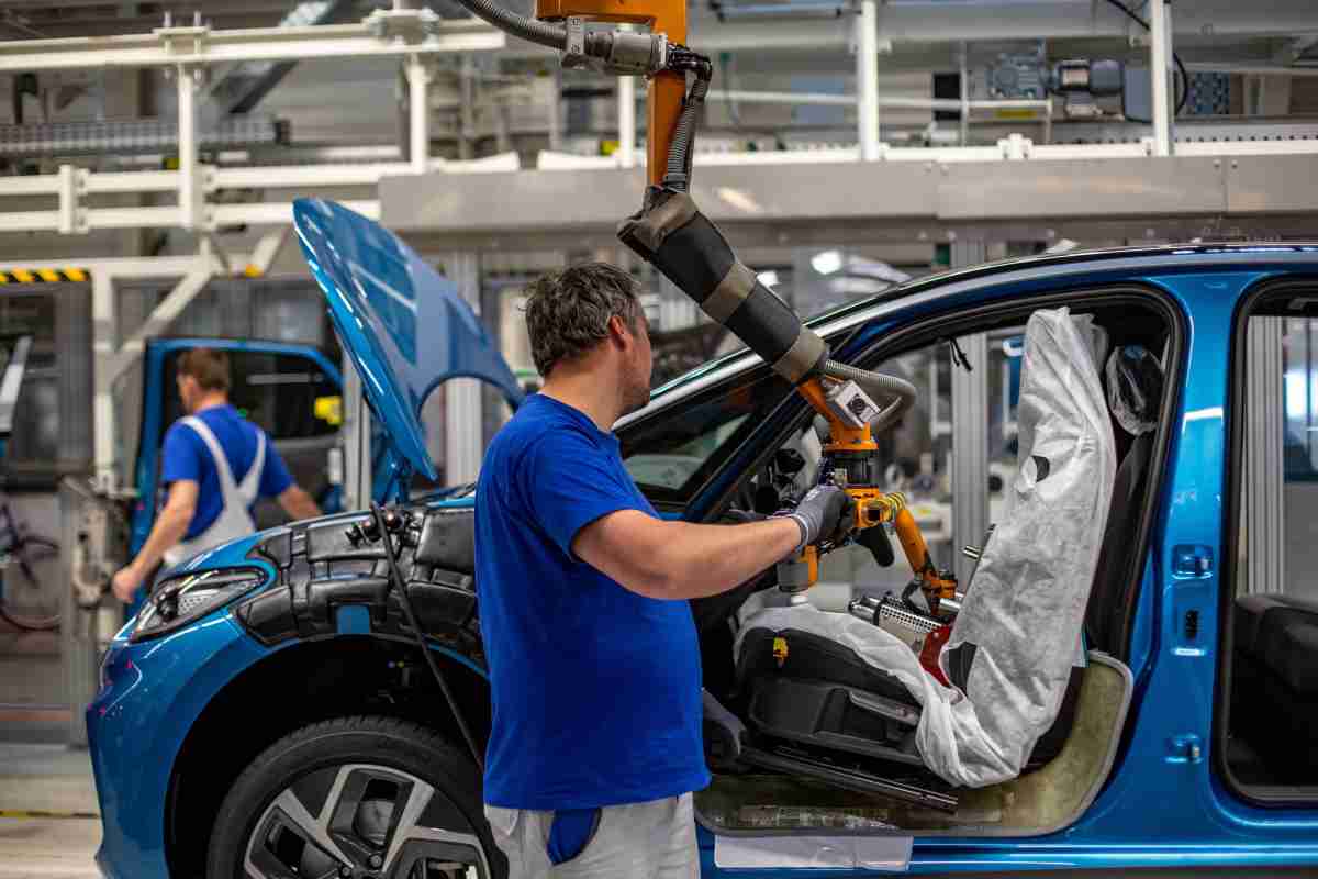 Volkswagen progetto motori ibridi nuovi carburanti