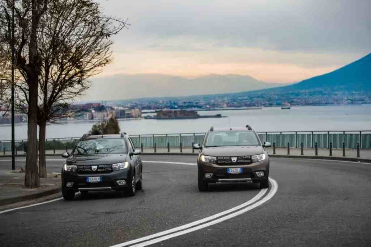 Dacia Sandero somiglianza modello iconico