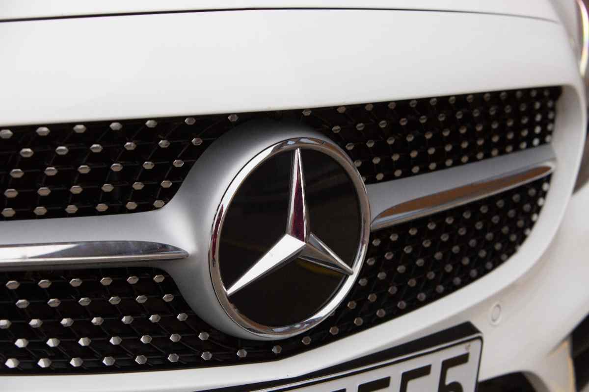 Mercedes auto cancellata listino