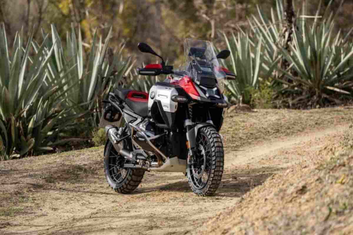 Nuova BMW R 1300 GS Adventure