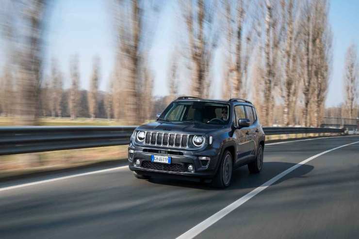 Jeep Renegade offerta agosto