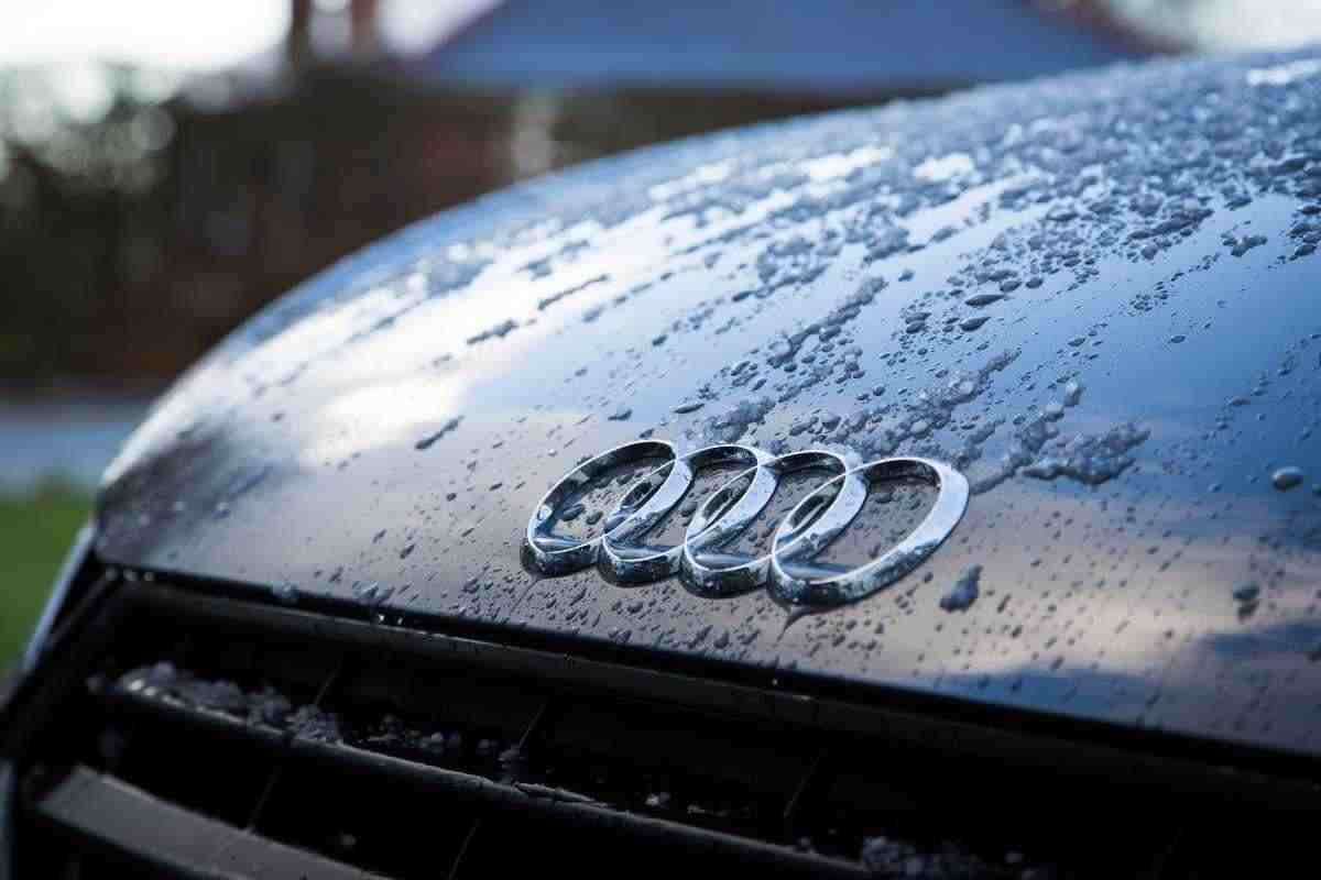 Audi, trovata abbandonata una supercar da 5 anni