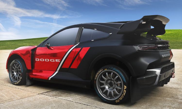 Dodge, la spaventosa accelerazione delle Hornet