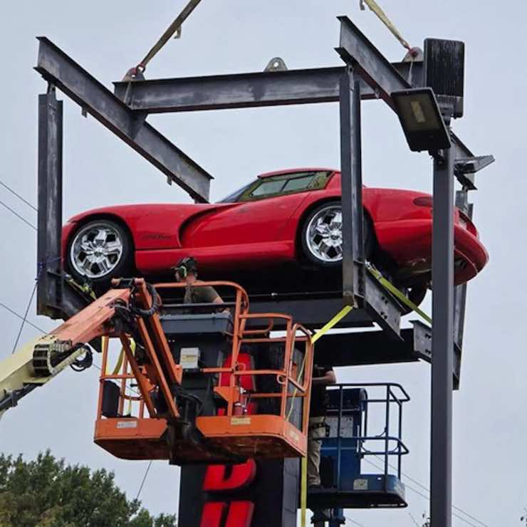 Dodge Viper tutto pazzesco