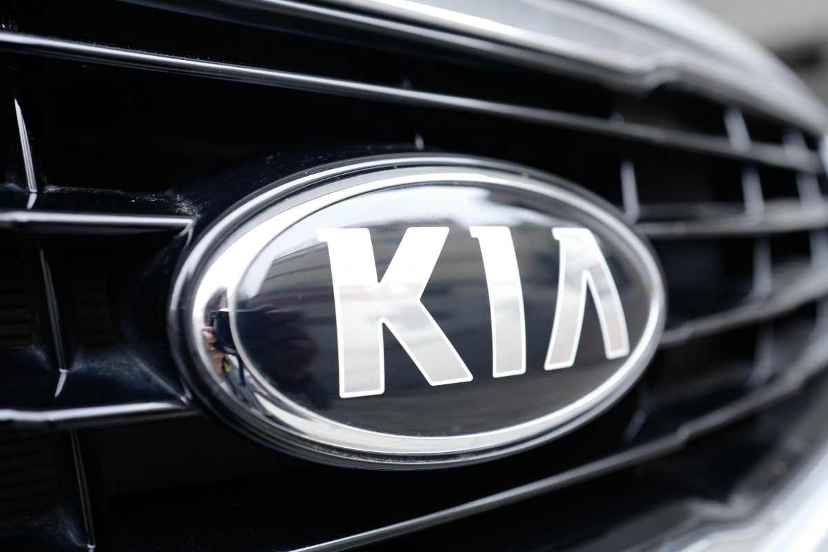 KIA, nuovo SUV con una novità tecnica esclusiva: il suo motore supera i 500 CV di potenza