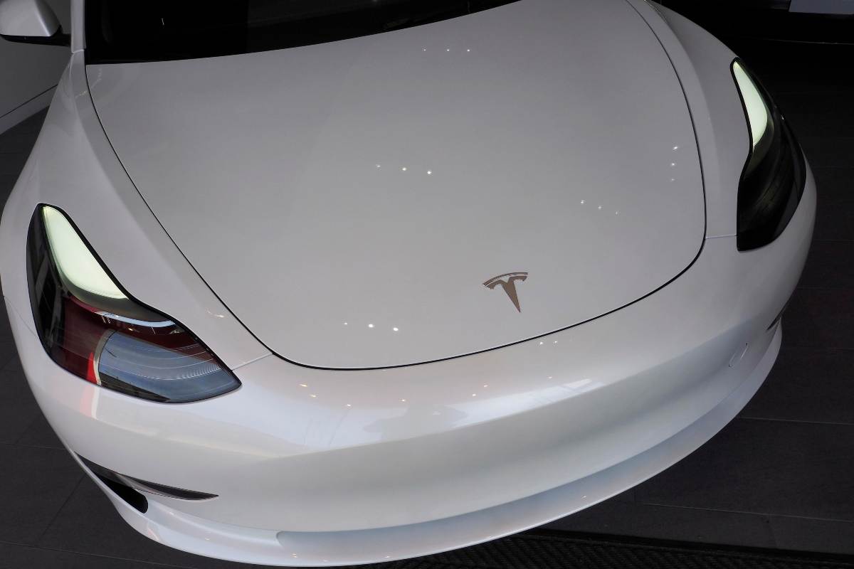 Tesla altro disastro